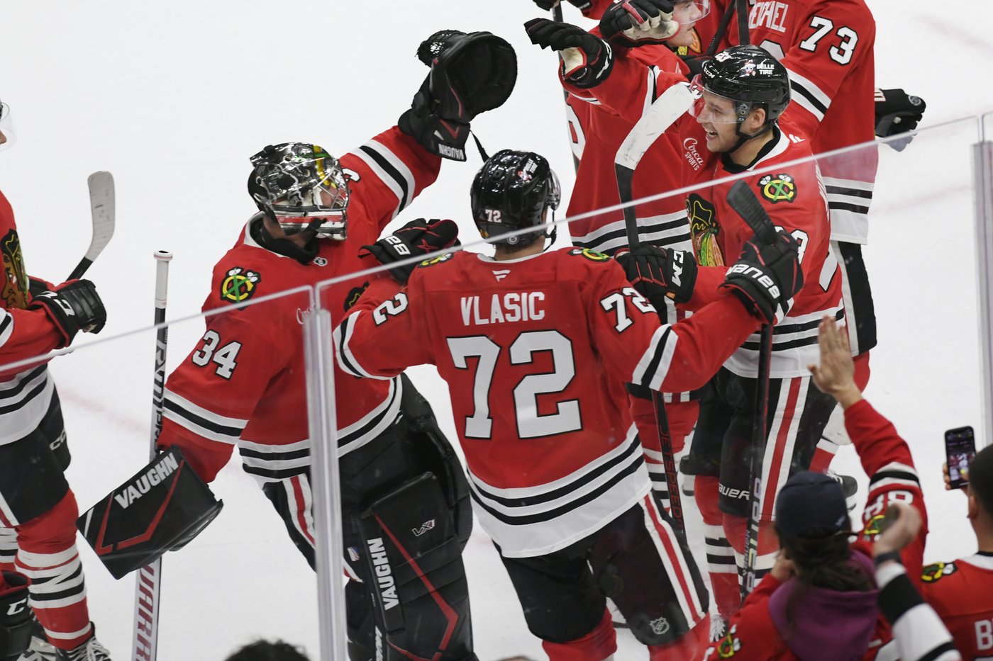 Kurashev's OT goal lifts Blackhawks over Wild 2-1 | iNFOnews.ca Kurashev's OT goal lifts Blackhawks over Wild 2-1 | iNFOnews.ca