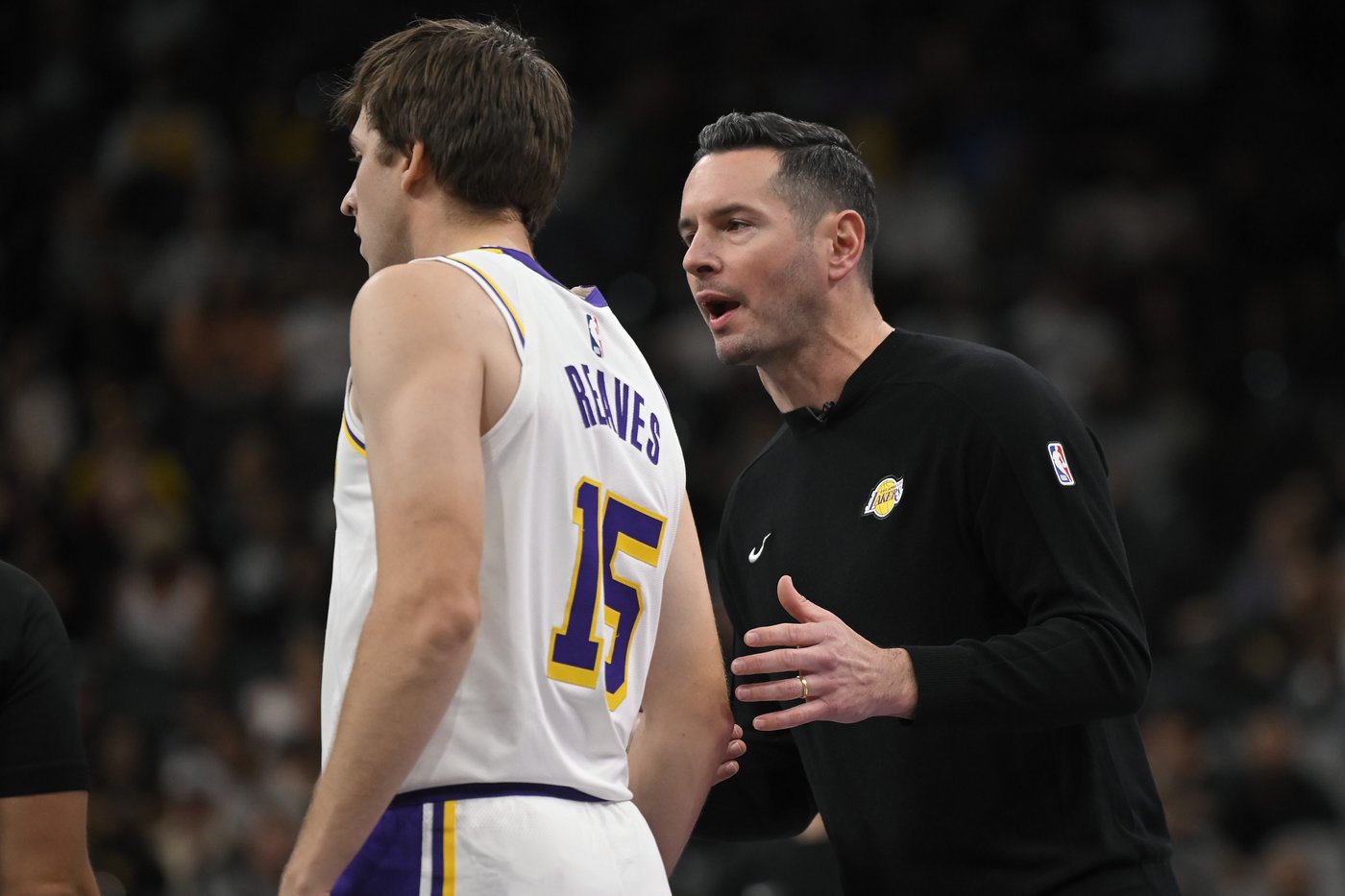 Anthony Davis, LeBron James lead Lakers past Spurs 120-115 to open NBA Cup title defense | iNFOnews.ca