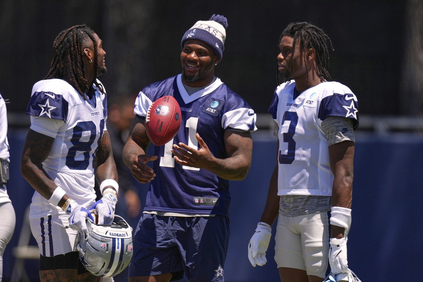 Cowboys star edge rusher Micah Parsons requests trade and says team won't negotiate | iNFOnews.ca Cowboys star edge rusher Micah Parsons requests trade and says team won't negotiate | iNFOnews.ca