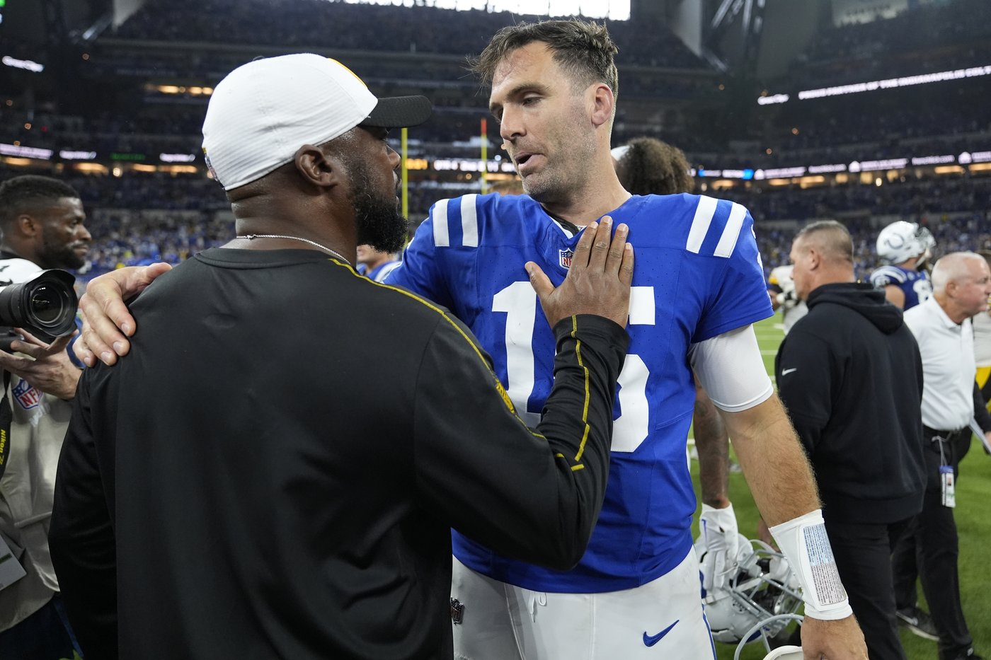 Steelers' promising start hits a speedbump in a mistake-filled loss at Indianapolis | iNFOnews.ca Steelers' promising start hits a speedbump in a mistake-filled loss at Indianapolis | iNFOnews.ca
