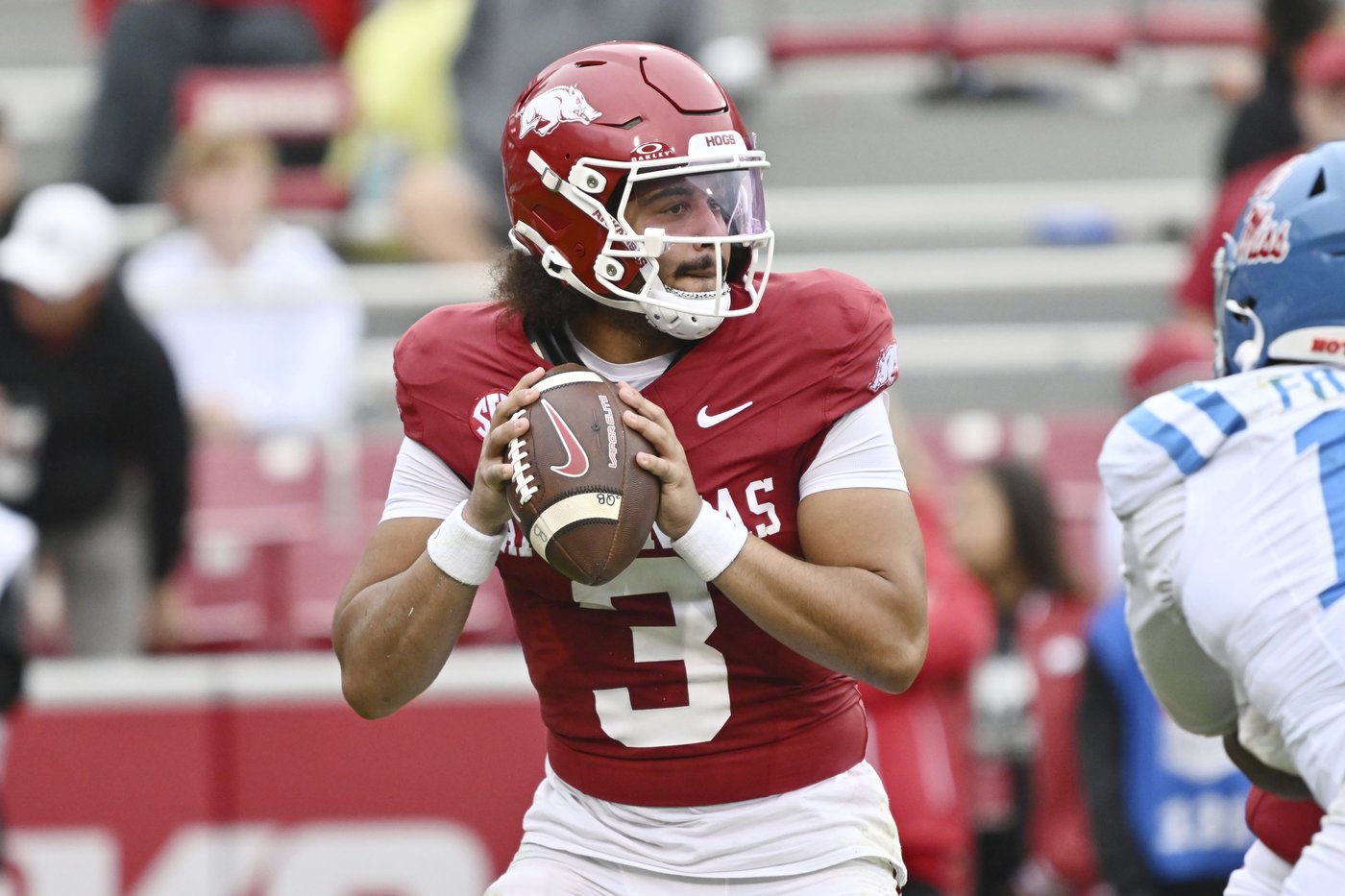 No. 3 Texas wary of ex-Southwest Conference rival Arkansas as they meet for first time in SEC play | iNFOnews.ca No. 3 Texas wary of ex-Southwest Conference rival Arkansas as they meet for first time in SEC play | iNFOnews.ca