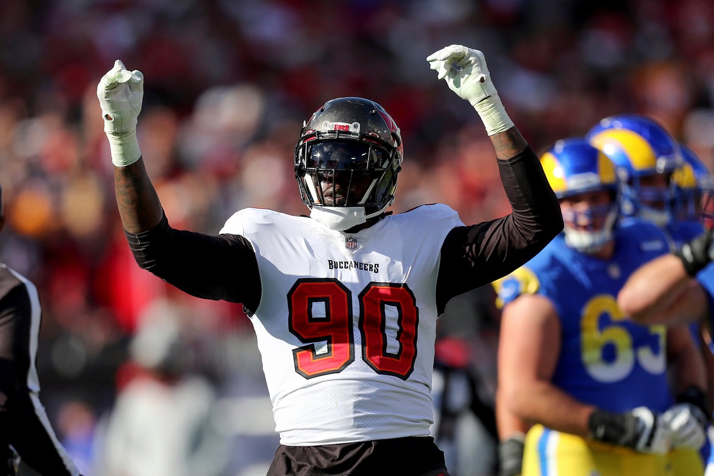 Jason Pierre-Paul returns to the Buccaneers after sitting out nearly 2 years | iNFOnews.ca