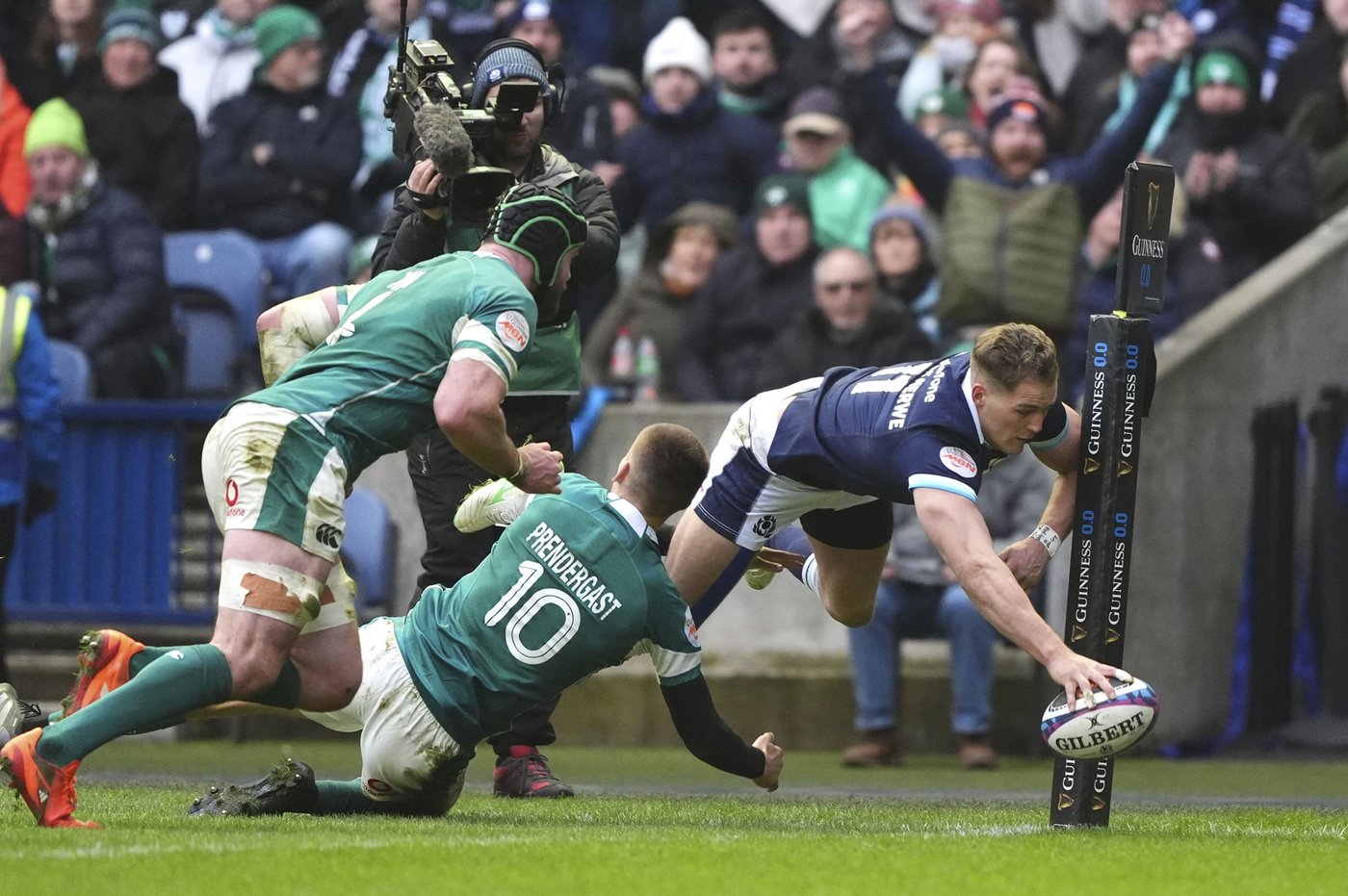 Ireland beats Scotland 32-18 in Six Nations to take huge step to unprecedented third straight title | iNFOnews.ca