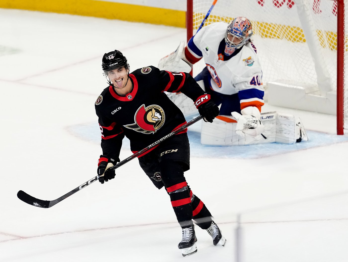 Pinto's shootout winner lifts Senators past Islanders 2-1 | iNFOnews.ca Pinto's shootout winner lifts Senators past Islanders 2-1 | iNFOnews.ca