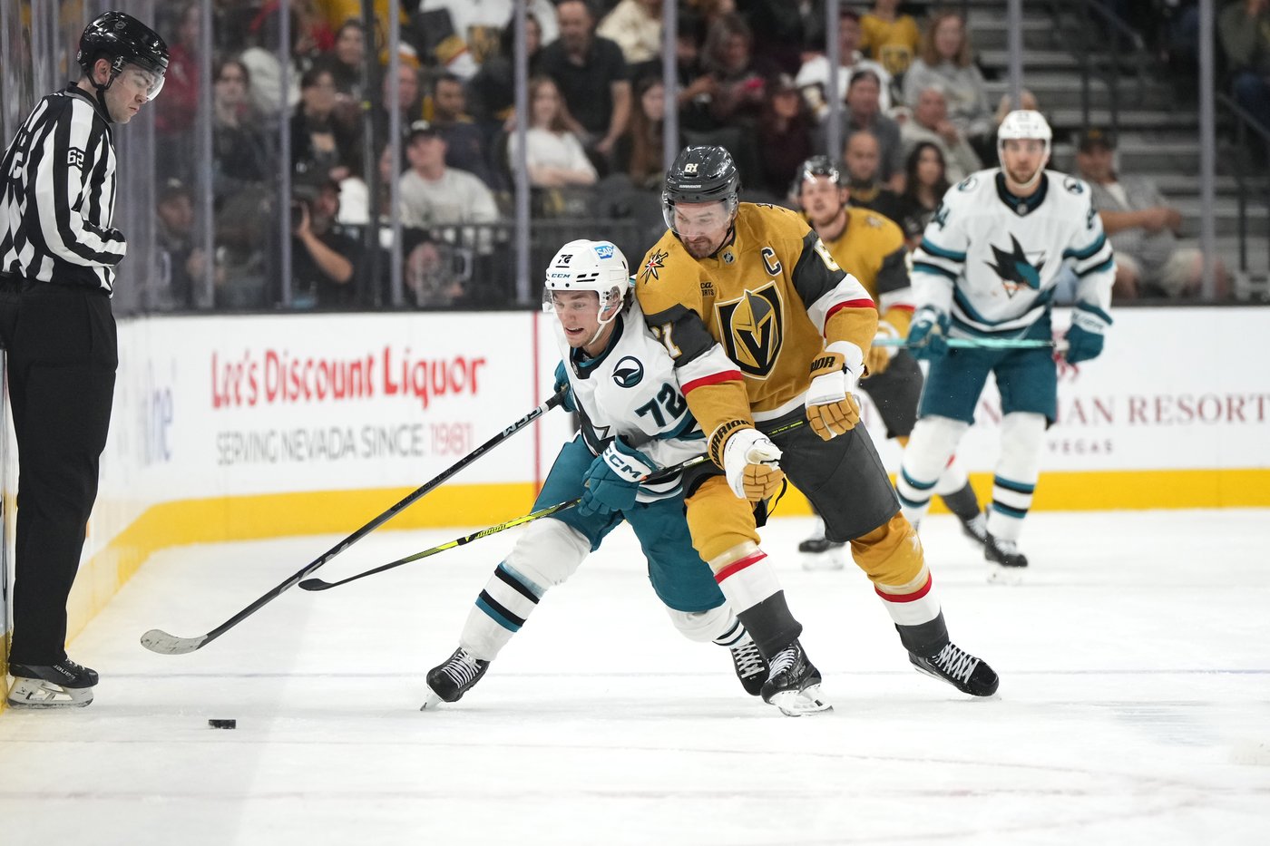 Howden scores twice as Golden Knights win 7-3 and hand Sharks ninth straight loss | iNFOnews.ca Howden scores twice as Golden Knights win 7-3 and hand Sharks ninth straight loss | iNFOnews.ca
