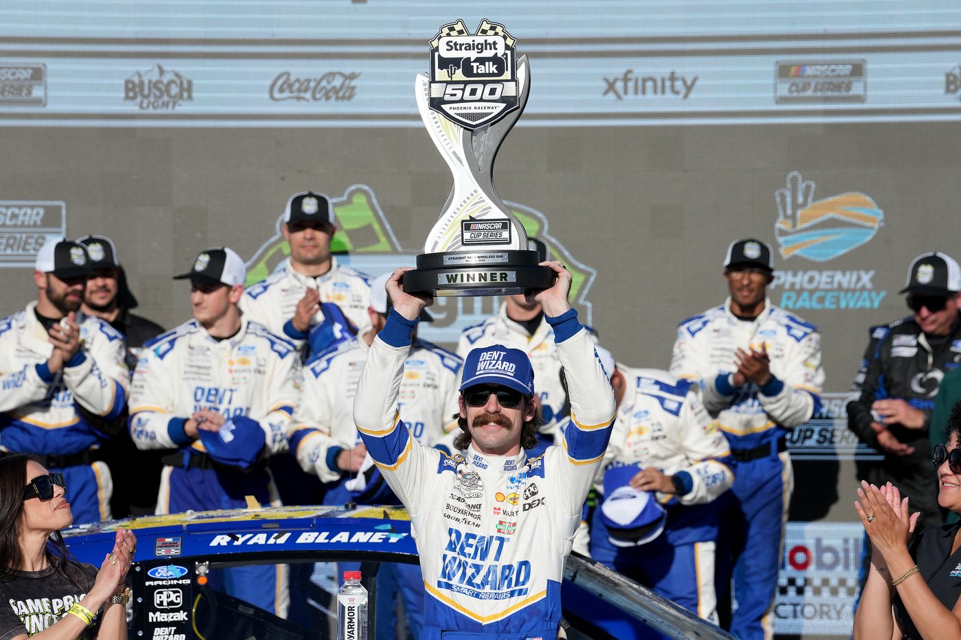 Team Penske’s Phoenix sweep caps a historic IndyCar-NASCAR doubleheader weekend | iNFOnews.ca Team Penske’s Phoenix sweep caps a historic IndyCar-NASCAR doubleheader weekend | iNFOnews.ca