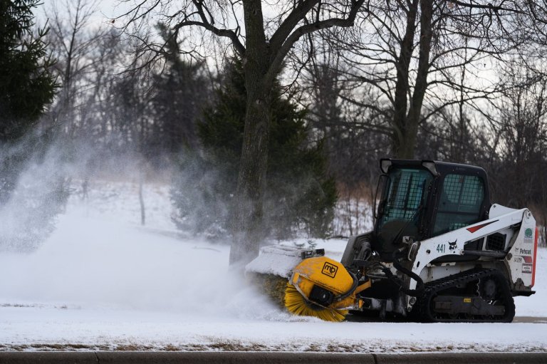 Take these steps to protect yourself from winter weather dangers | iNFOnews.ca