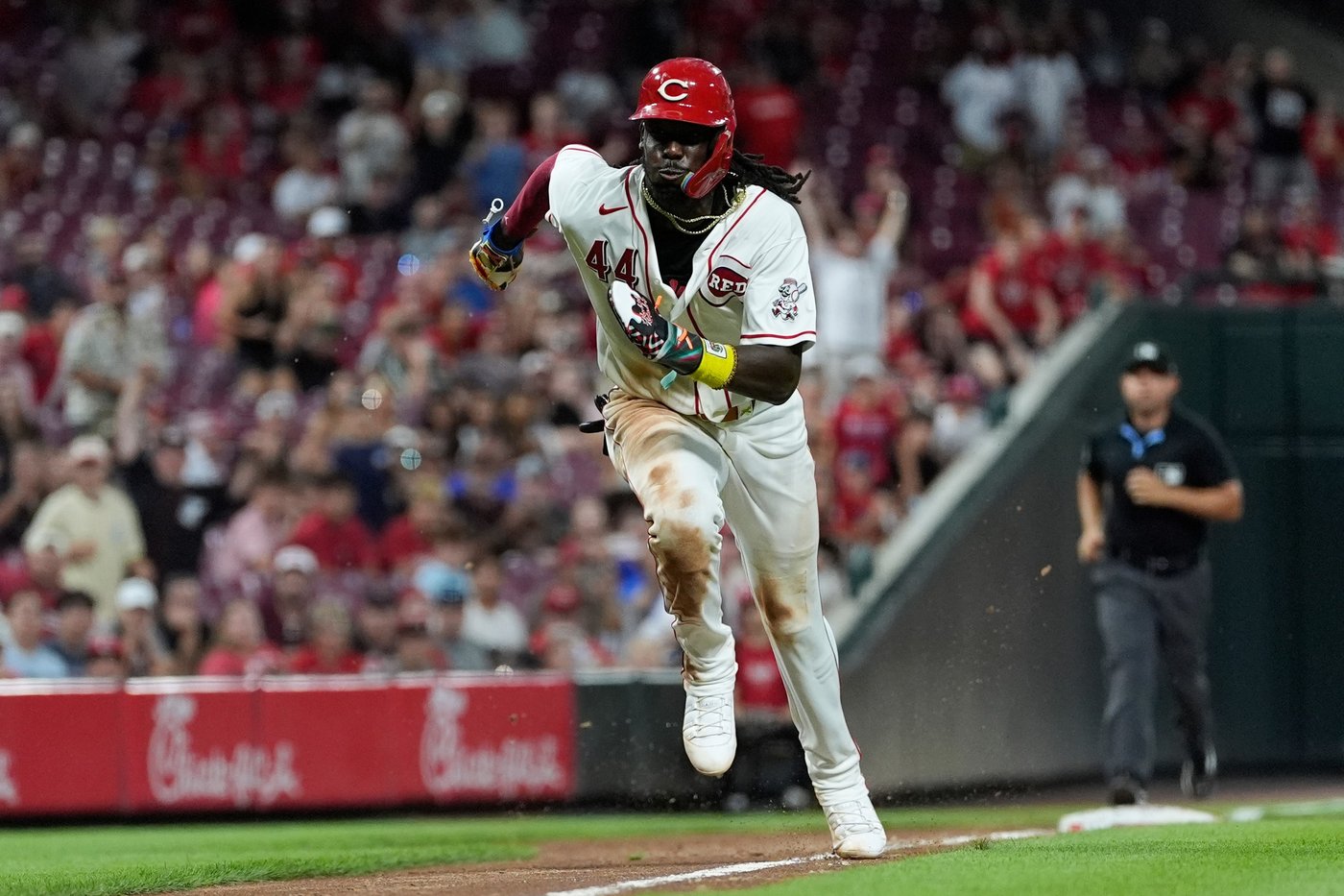 Reds score twice in 8th on wild pitches to beat Athletics 5-4 | iNFOnews.ca Reds score twice in 8th on wild pitches to beat Athletics 5-4 | iNFOnews.ca