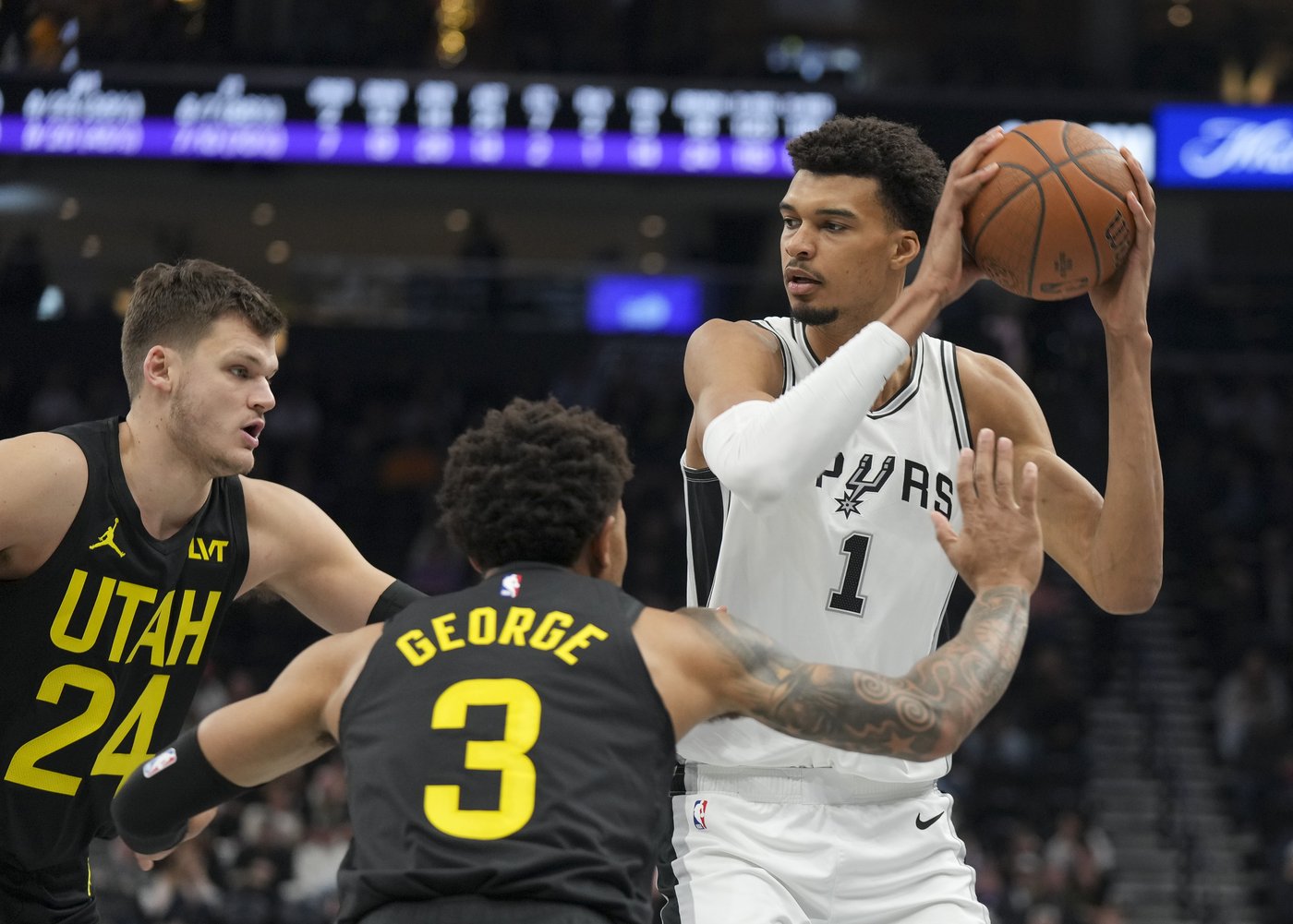Wembanyama, Castle lead Spurs to 128-115 win over Jazz | iNFOnews.ca Wembanyama, Castle lead Spurs to 128-115 win over Jazz | iNFOnews.ca