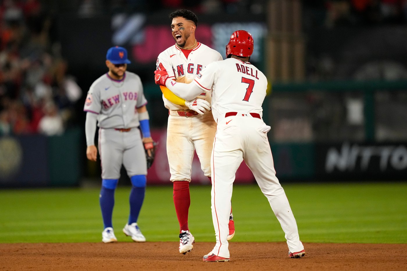 Oswald Peraza's two-out RBI single in 10th inning lifts Angels to 4-3 win over Mets | iNFOnews.ca Oswald Peraza's two-out RBI single in 10th inning lifts Angels to 4-3 win over Mets | iNFOnews.ca