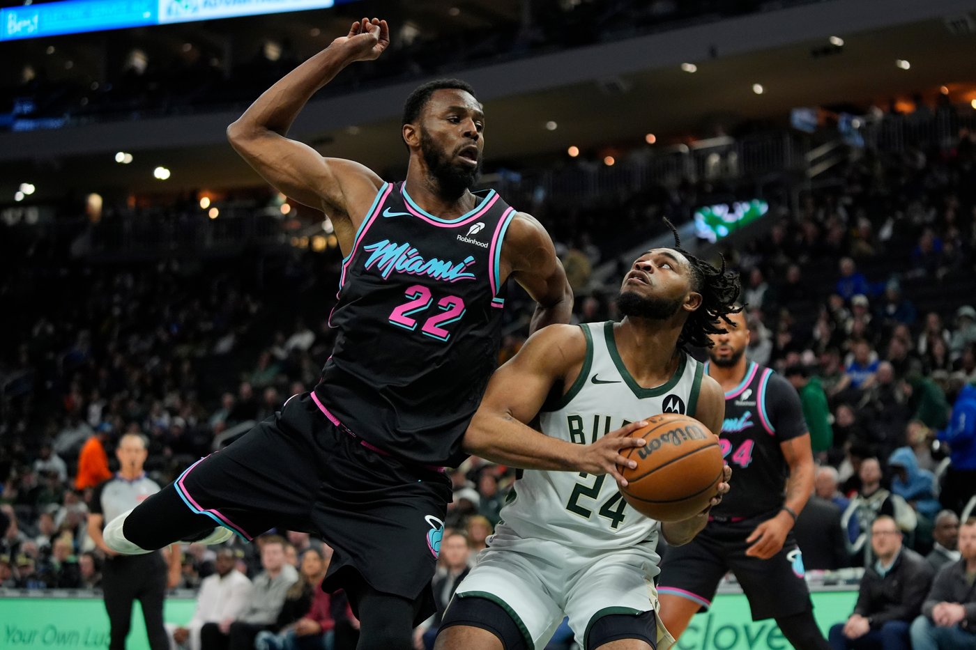 Porter, Portis and Rollins power the Bucks to a 128-117 win over the Heat | iNFOnews.ca Porter, Portis and Rollins power the Bucks to a 128-117 win over the Heat | iNFOnews.ca