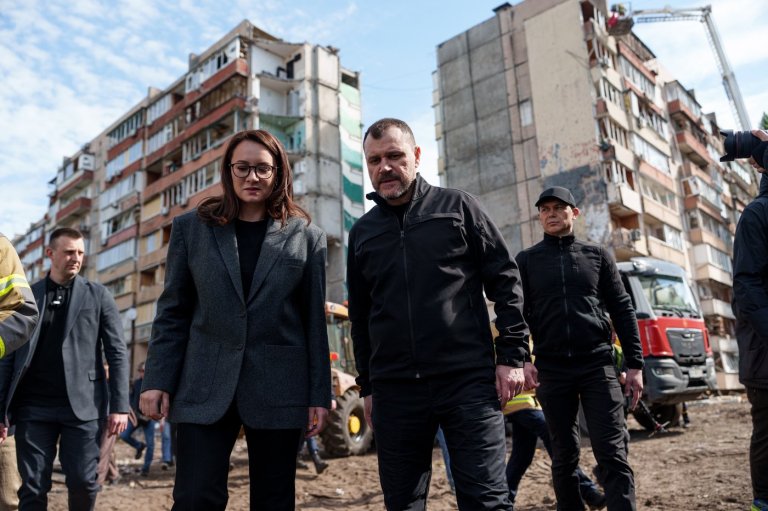 Death toll in attack on Kyiv apartment building now stands at 24 | iNFOnews.ca