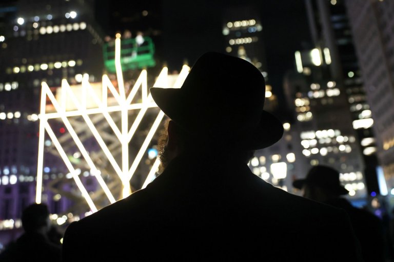Many US Jewish adults have experienced assault or harassment over the past year, AP-NORC poll finds | iNFOnews.ca
