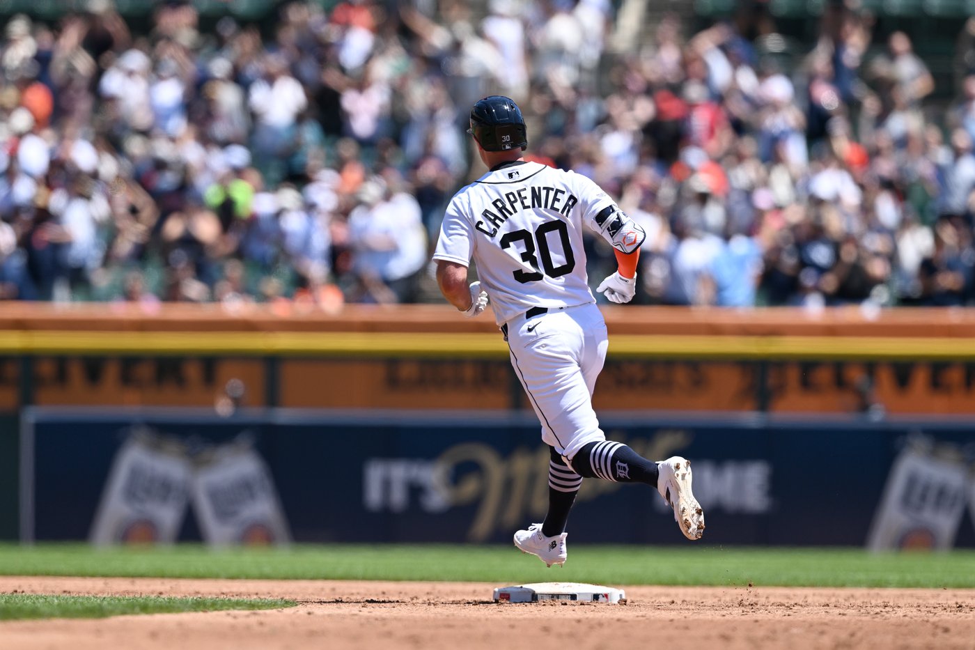 Astros rally for 8-6 win over Tigers, keeping AJ Hinch at 999 career victories | iNFOnews.ca Astros rally for 8-6 win over Tigers, keeping AJ Hinch at 999 career victories | iNFOnews.ca