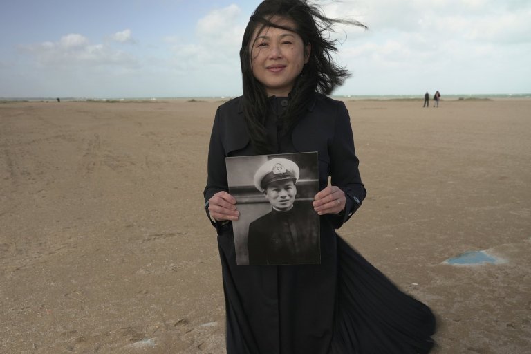 A lost D-Day diary reveals Chinese role in the Allied liberation of France | iNFOnews.ca