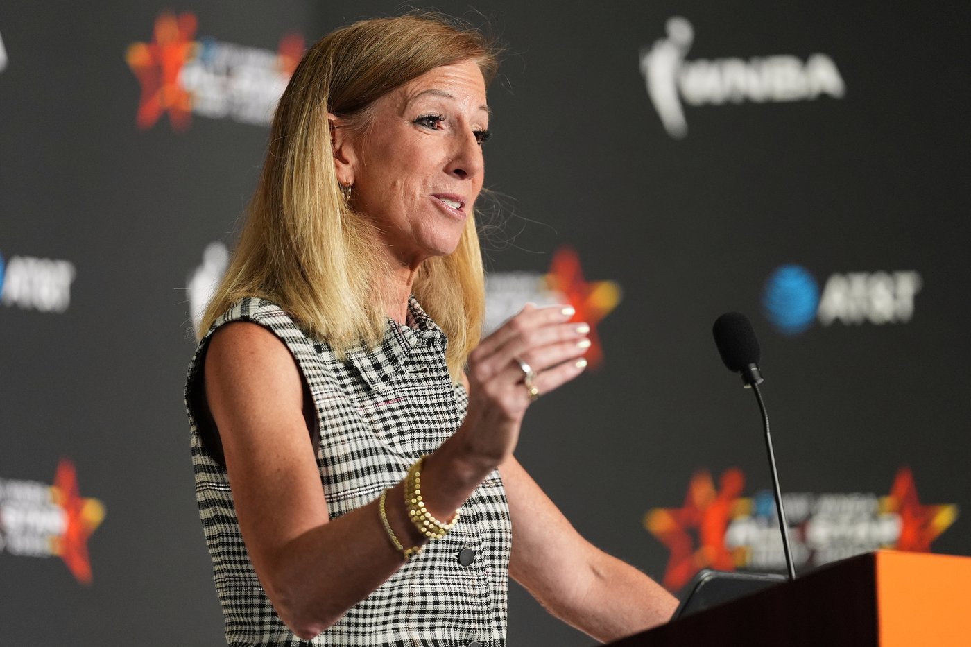 WNBA Commissioner Cathy Engelbert to retire in December after transformative and tumultuous tenure | iNFOnews.ca WNBA Commissioner Cathy Engelbert to retire in December after transformative and tumultuous tenure | iNFOnews.ca