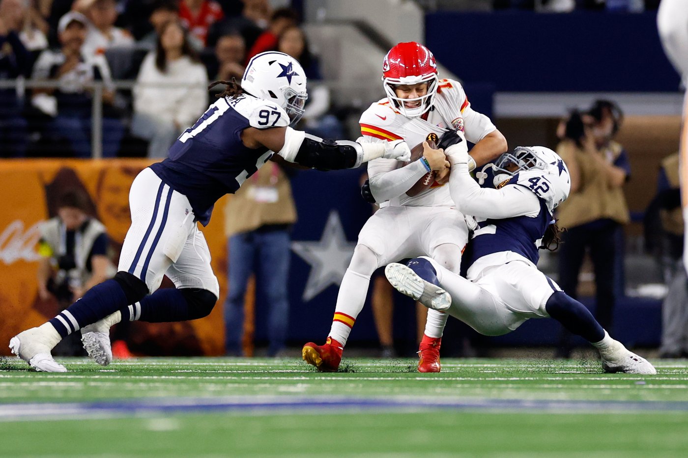 Lions WR Amon-Ra St. Brown active for Thursday night game and Cowboys' Jadeveon Clowney held out | iNFOnews.ca Lions WR Amon-Ra St. Brown active for Thursday night game and Cowboys' Jadeveon Clowney held out | iNFOnews.ca