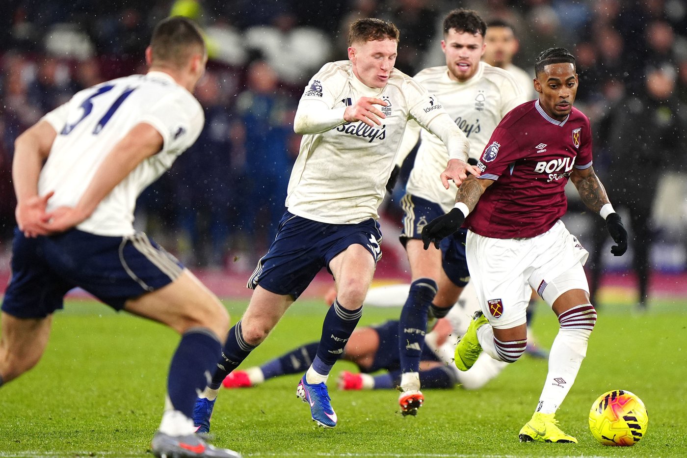 Nottingham Forest seals late 2-1 win at West Ham to pile pressure on former manager Nuno | iNFOnews.ca Nottingham Forest seals late 2-1 win at West Ham to pile pressure on former manager Nuno | iNFOnews.ca