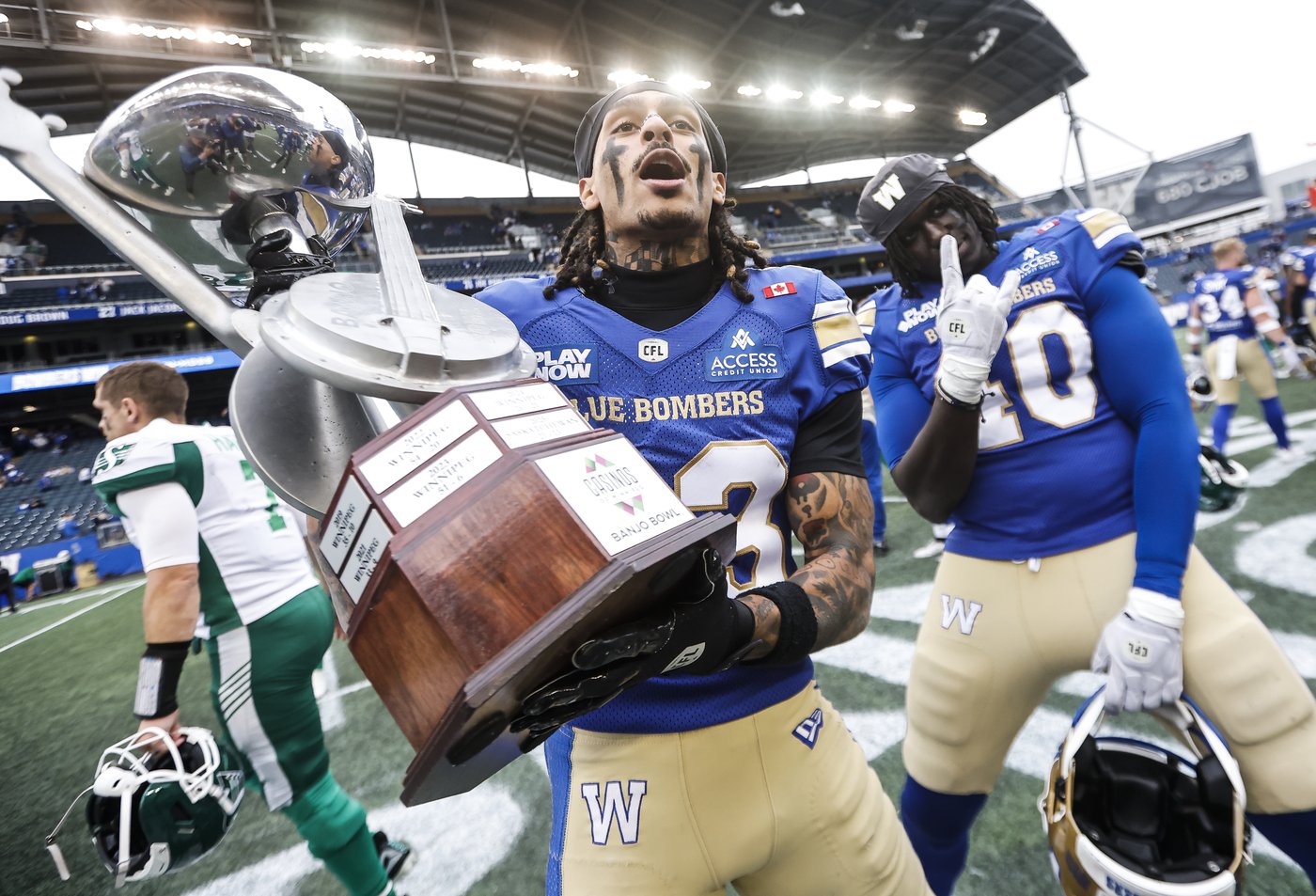 Blue Bombers pick Roughriders apart to win Banjo Bowl 19-6 | iNFOnews.ca Blue Bombers pick Roughriders apart to win Banjo Bowl 19-6 | iNFOnews.ca