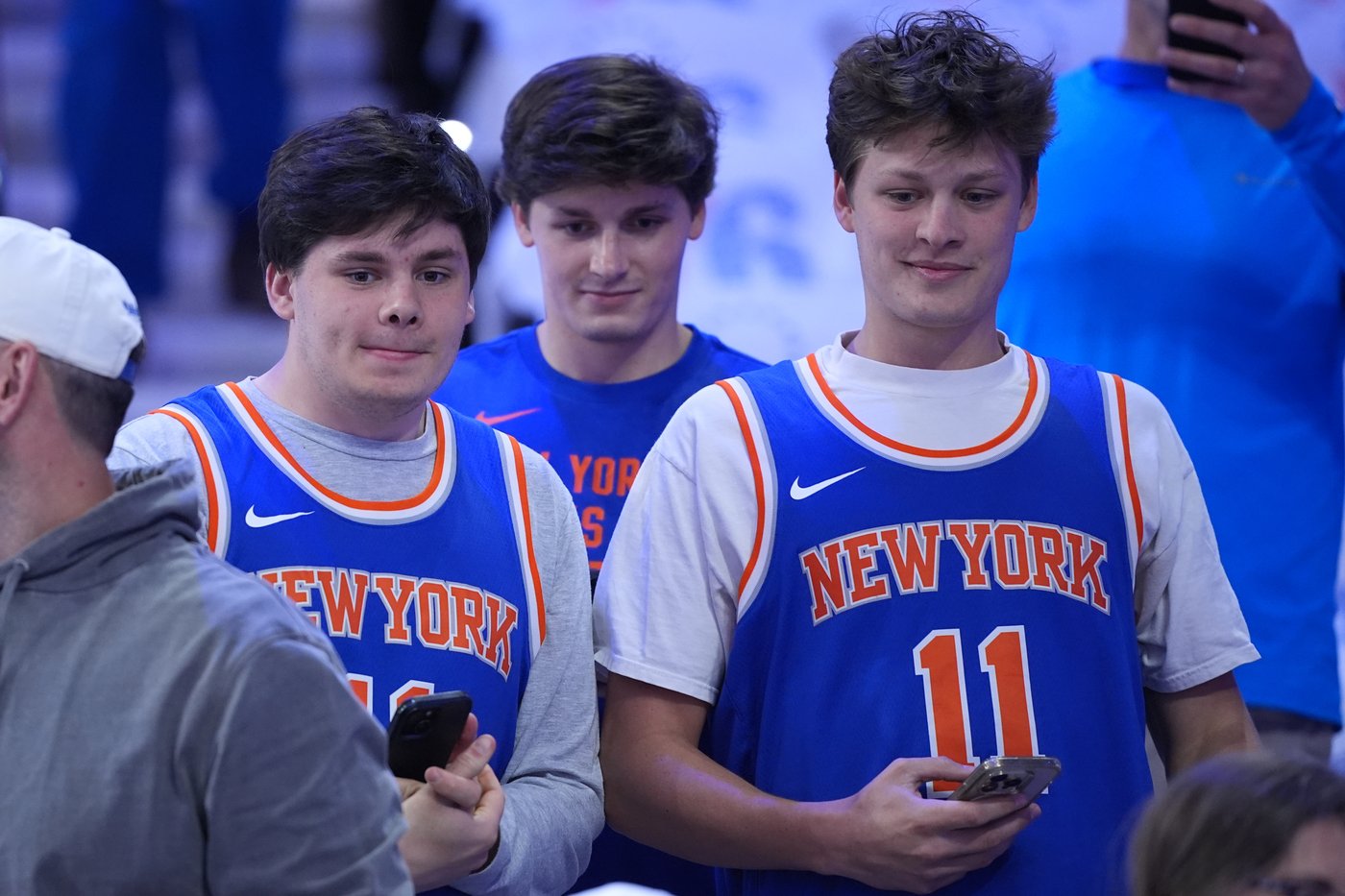 Spike Lee, Timothée Chalamet and non-famous Knicks fans enjoy a Game 3 win in Philly | iNFOnews.ca