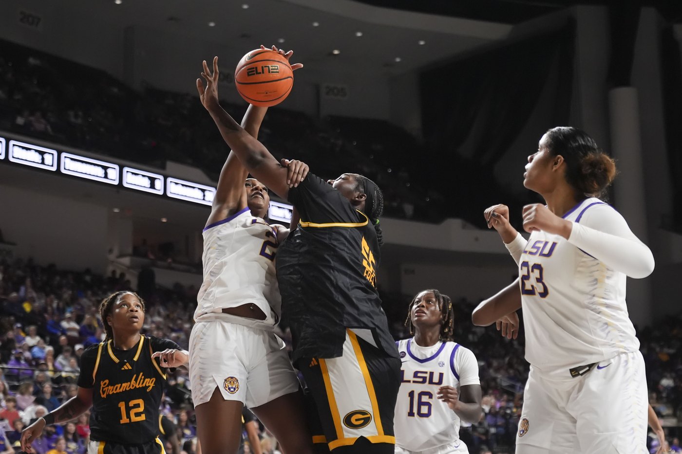 Aneesah Morrow scores 26 to lead No. 5 LSU over Grambling State 100-54 | iNFOnews.ca