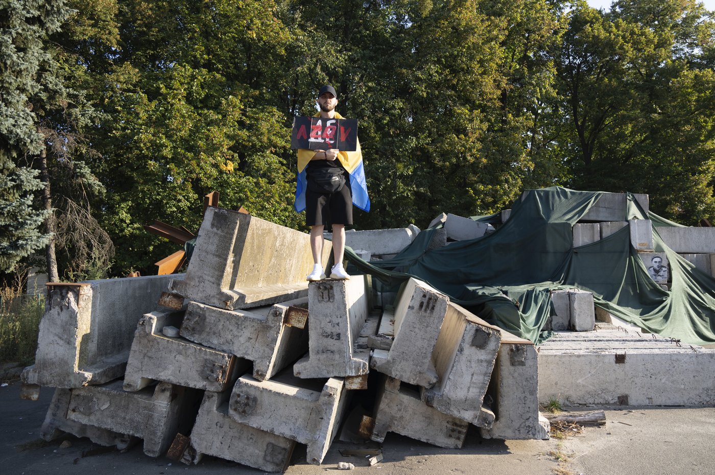 21 wounded in Russian strikes that hit apartment buildings in Ukrainian city of Kharkiv | iNFOnews.ca 21 wounded in Russian strikes that hit apartment buildings in Ukrainian city of Kharkiv | iNFOnews.ca