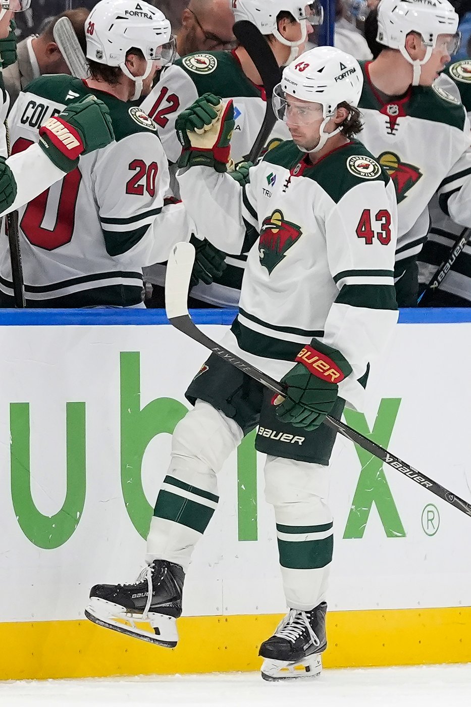 Carlson scores twice to help the Lightning beat the Wild 3-2 | iNFOnews.ca