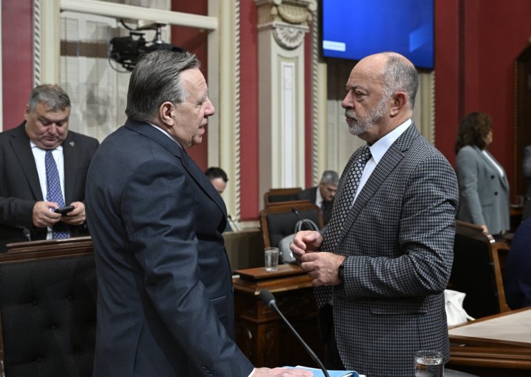 Quebec tables special bill to impose new compensation scheme on doctors | iNFOnews.ca