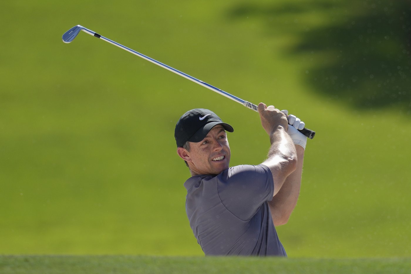McIlroy one off the lead at World Tour Championship and in good shape to clinch Race to Dubai title | iNFOnews.ca