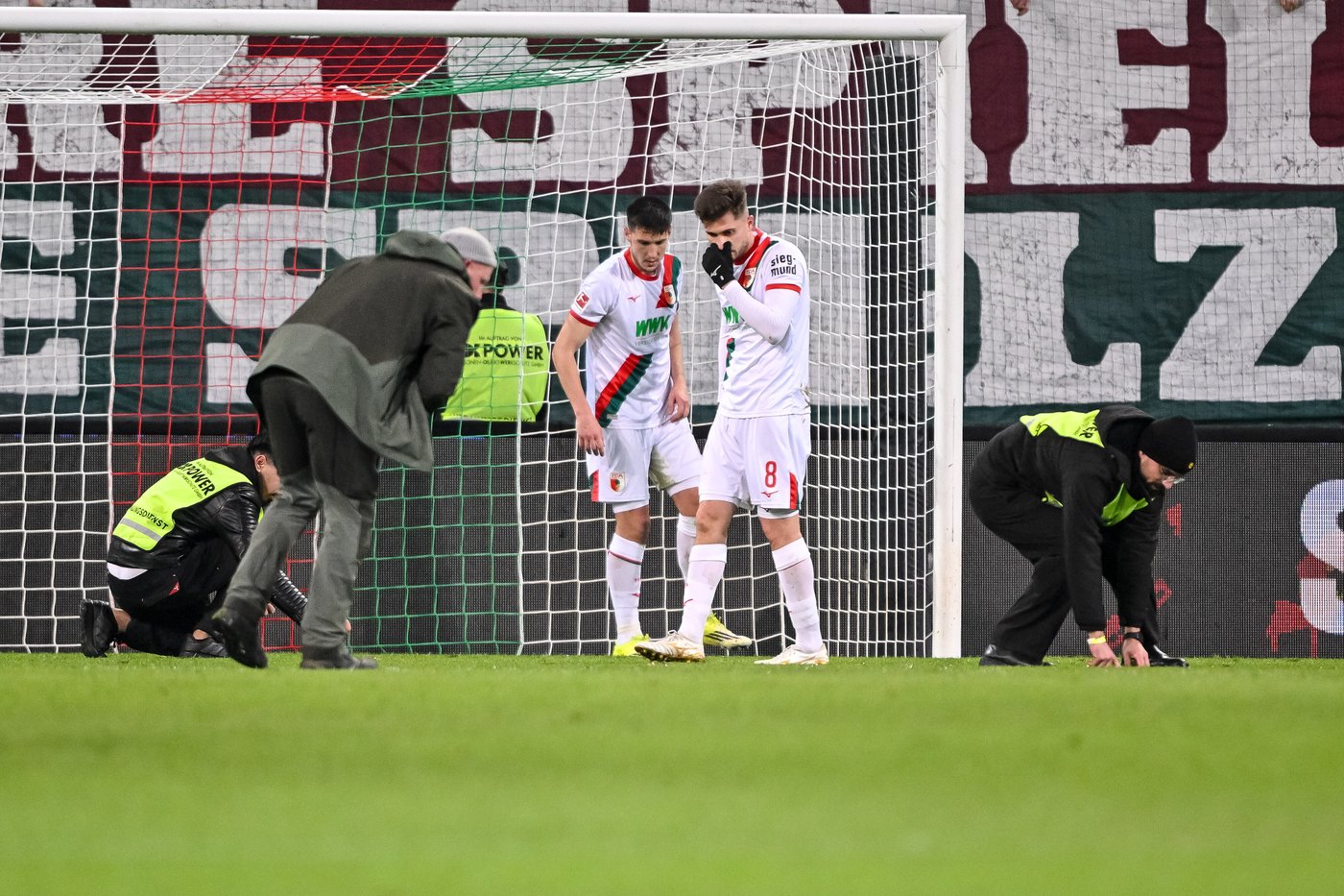 Union Berlin rescues a draw at Augsburg after fan protest interrupts Bundesliga game | iNFOnews.ca