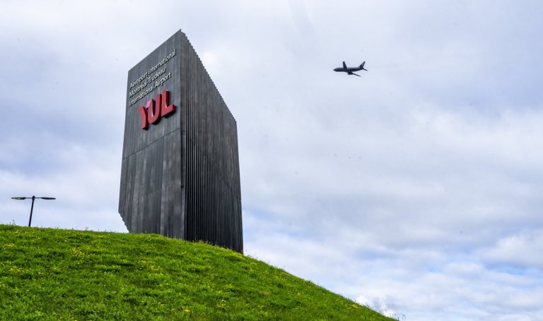 CP NewsAlert: Carney wants private investors to run Canada's four largest airports | iNFOnews.ca