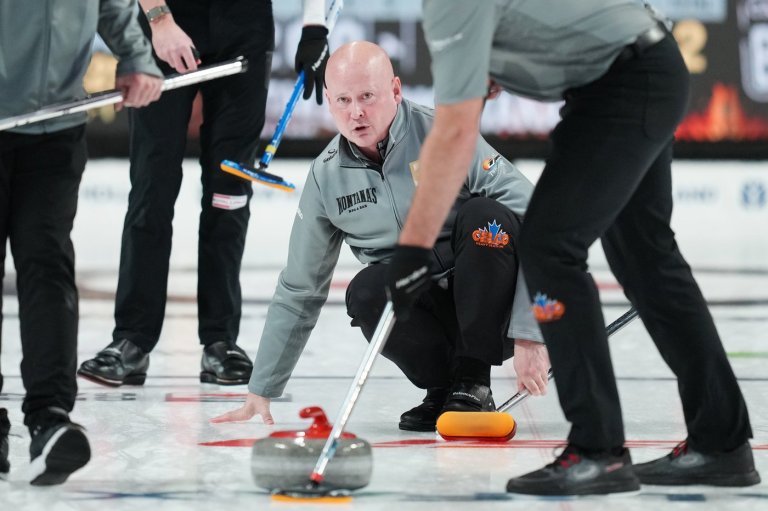 Four-time champion Koe, 2025 runner-up Dunstone off to winning starts at Brier | iNFOnews.ca