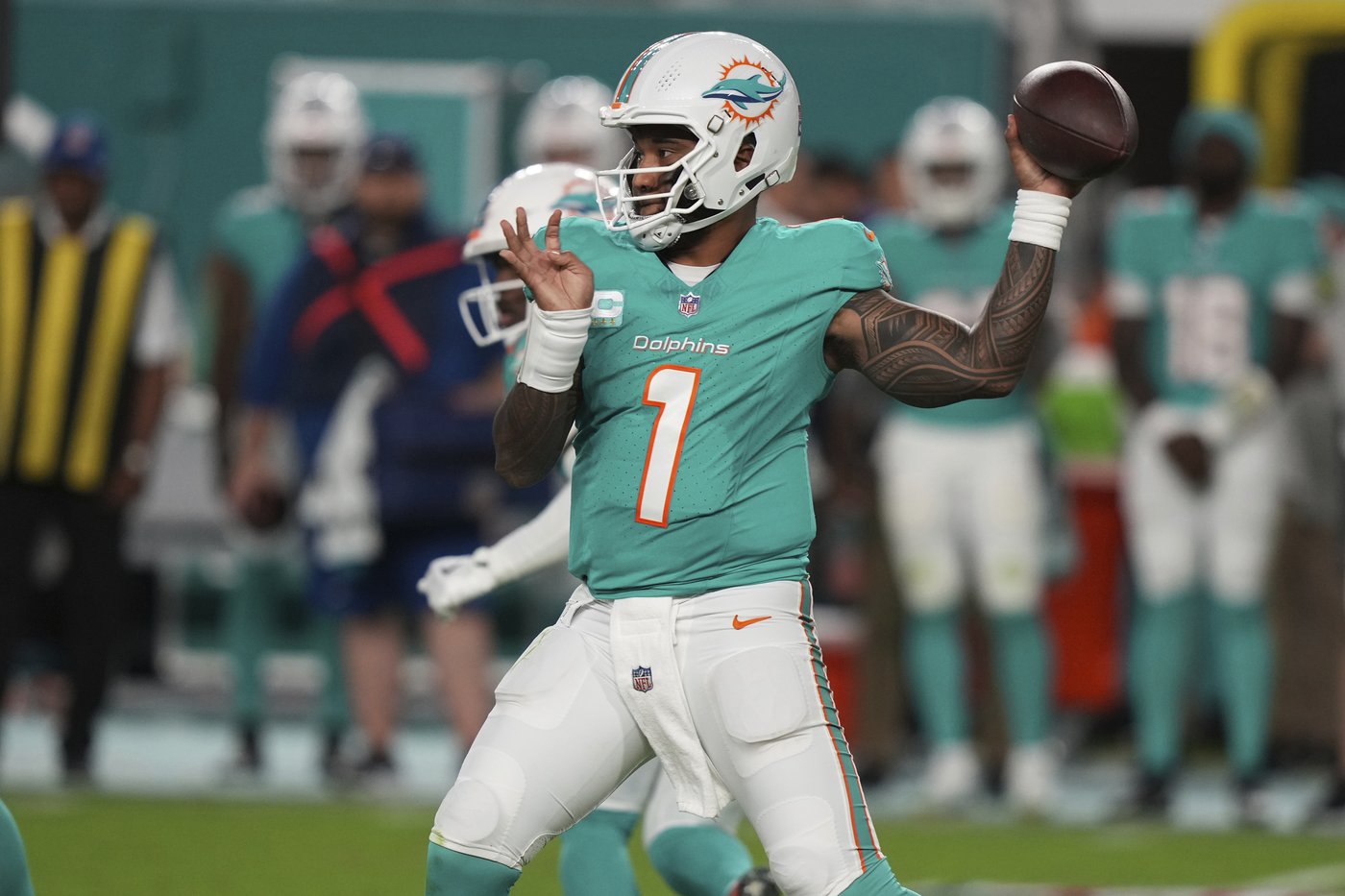 Dolphins downgrade QB Tua Tagovailoa to doubtful with hip injury ahead of Sunday's game vs Browns | iNFOnews.ca Dolphins downgrade QB Tua Tagovailoa to doubtful with hip injury ahead of Sunday's game vs Browns | iNFOnews.ca