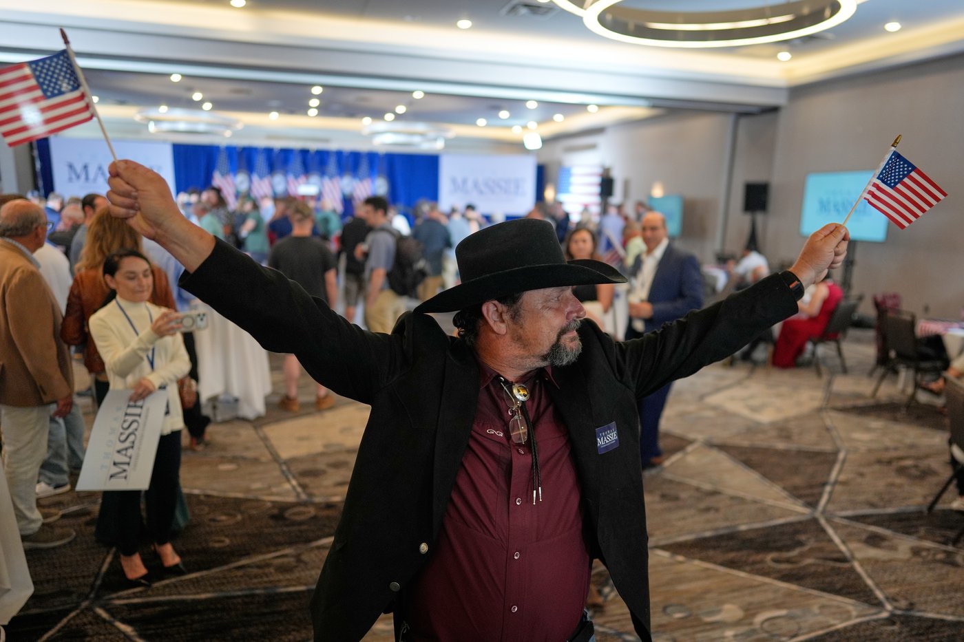 Trump's grip on the GOP on display in Kentucky as primaries are held in six states, in photos | iNFOnews.ca