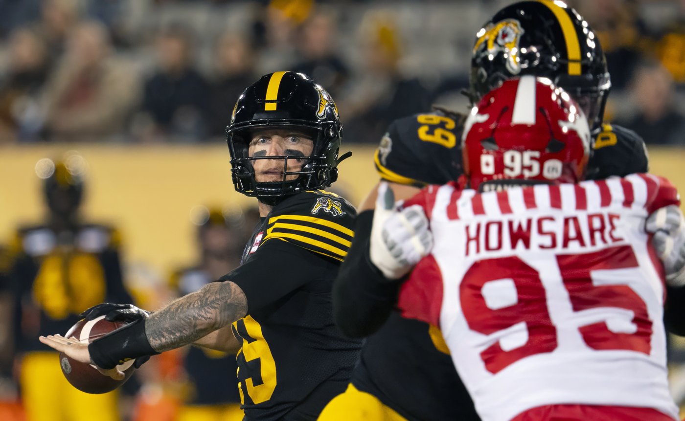 Bo Levi Mitchell's five TD passes lead Ticats past Stampeders 42-20 | iNFOnews.ca