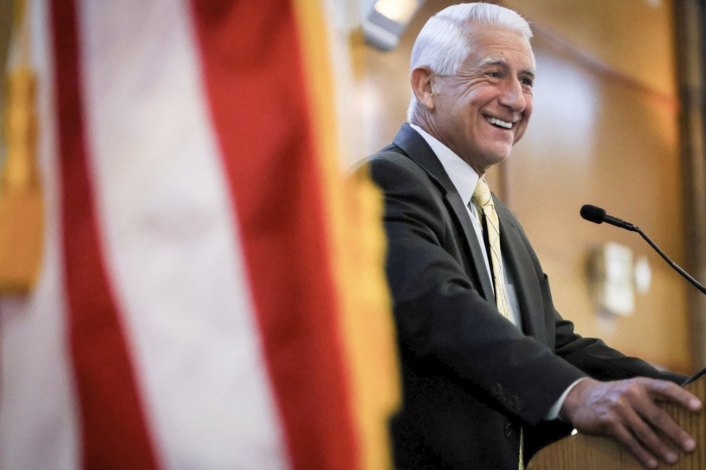 Accusations of dishonesty fly in debate between Washington gubernatorial hopefuls | iNFOnews.ca