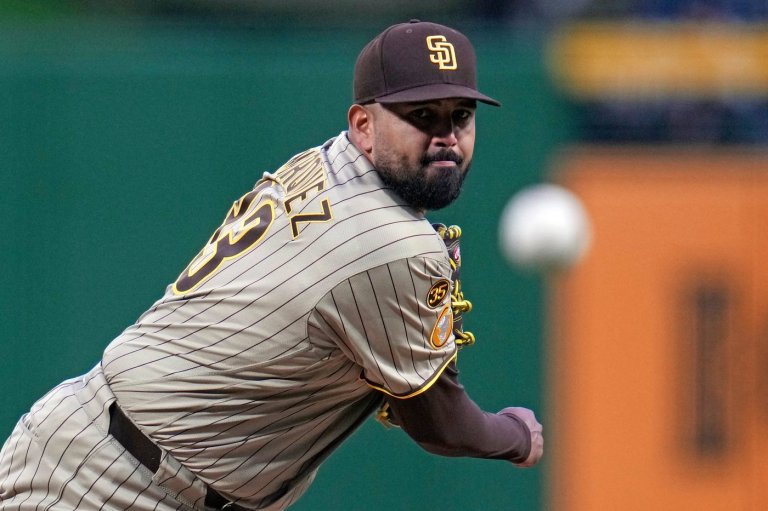 Germán Márquez gets 1st win with San Diego Padres in 2nd start | iNFOnews.ca