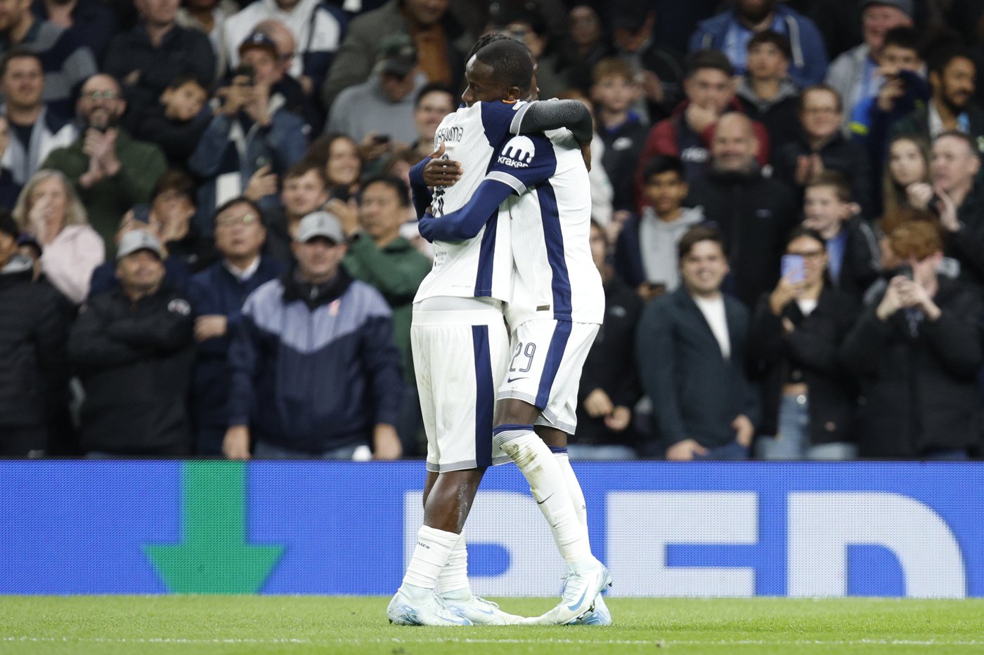 Tottenham overcomes early red card to post 3-0 win in revamped Europa League | iNFOnews.ca
