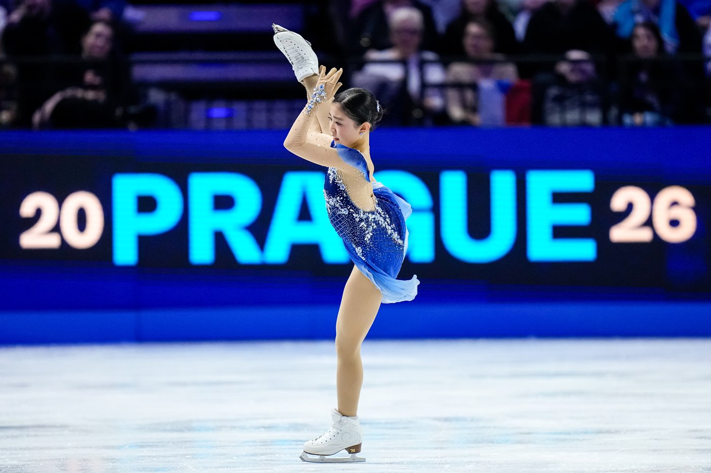 Kaori Sakamoto signs off with a 4th world figure skating title before retirement | iNFOnews.ca