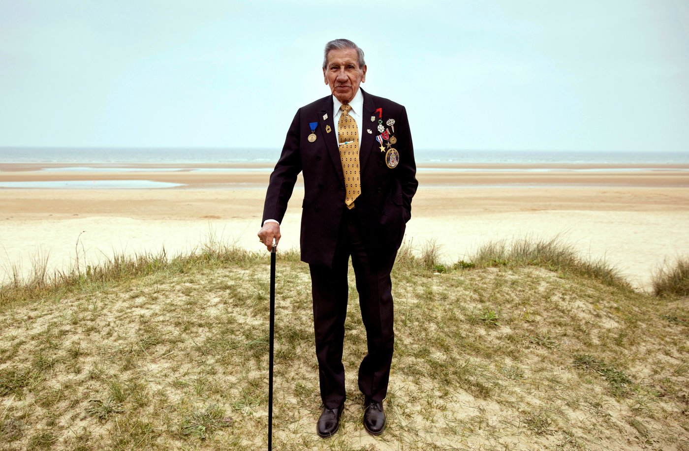 D-Day veteran Charles Shay, who saved lives on Omaha Beach, dies at 101 in France | iNFOnews.ca