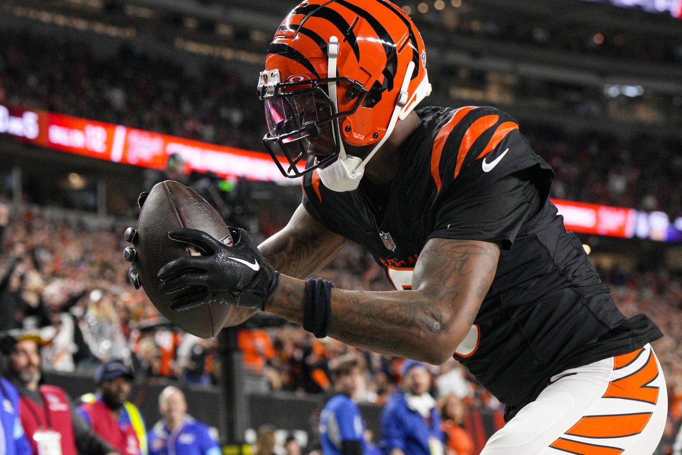 Burrow throws 3-yard TD pass to Higgins in OT as the Bengals beat the Broncos 30-24 | iNFOnews.ca Burrow throws 3-yard TD pass to Higgins in OT as the Bengals beat the Broncos 30-24 | iNFOnews.ca