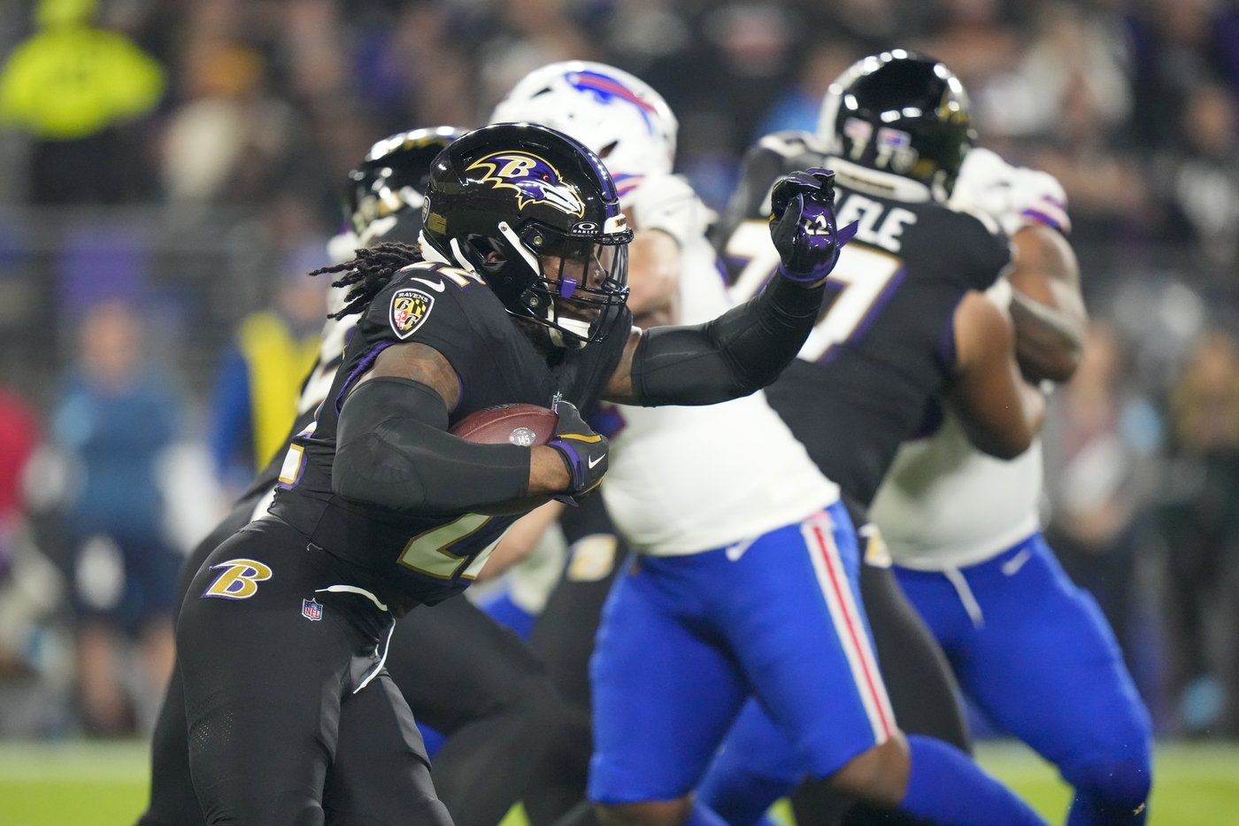 Derrick Henry goes 87 yards for the longest touchdown run in Baltimore Ravens history | iNFOnews.ca