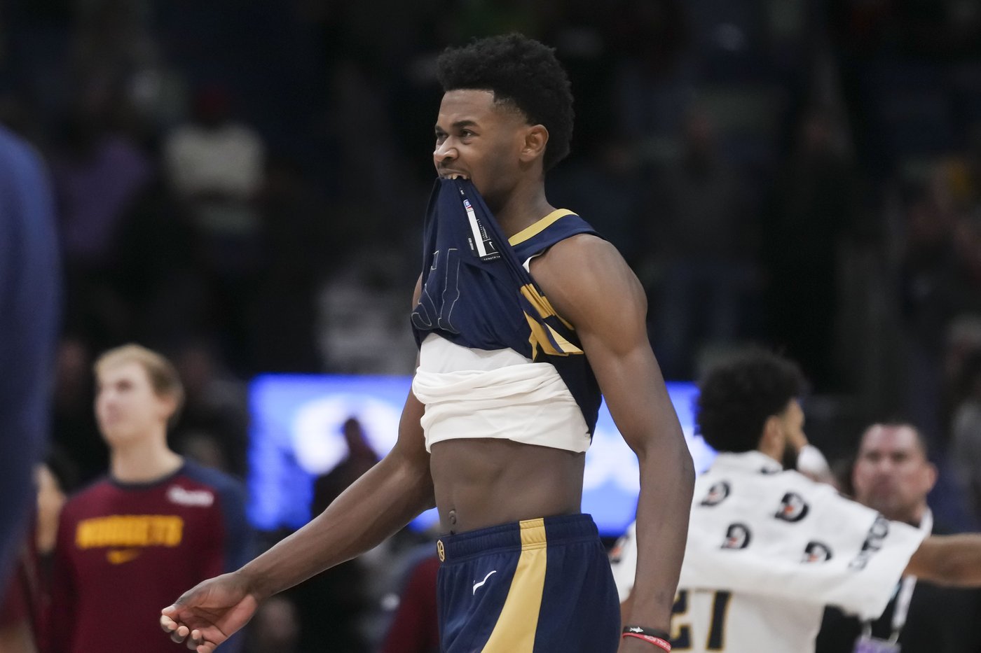 Jokic overcomes slow start for triple-double in the Nuggets' 132-129 OT win over the Pelicans | iNFOnews.ca