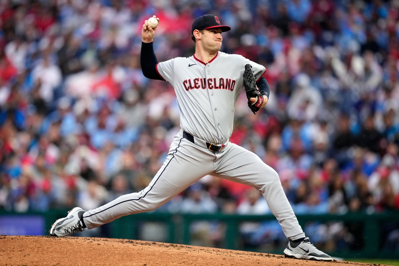 Williams goes pitch-for-pitch against Phillies' ace Sánchez. Both were sharp in Cleveland's 1-0 win | iNFOnews.ca