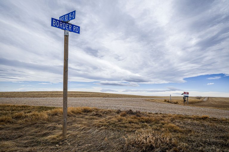 'It's ridiculous': U.S. closing historic Border Road to Canadian traffic | iNFOnews.ca