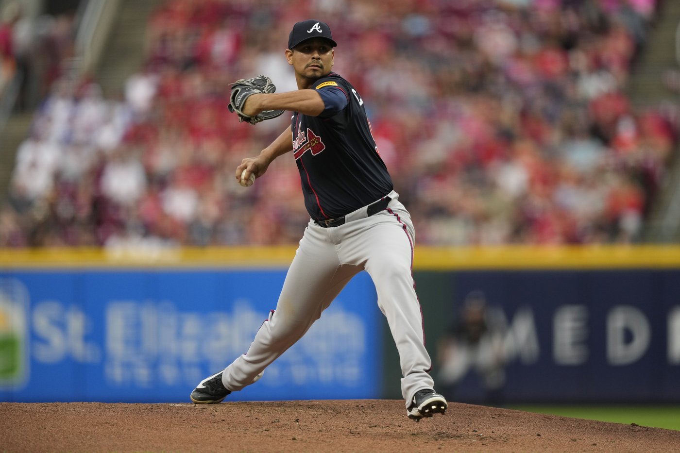 Ozuna's sacrifice fly in 10th gives Braves 12-11 win over Reds | iNFOnews.ca