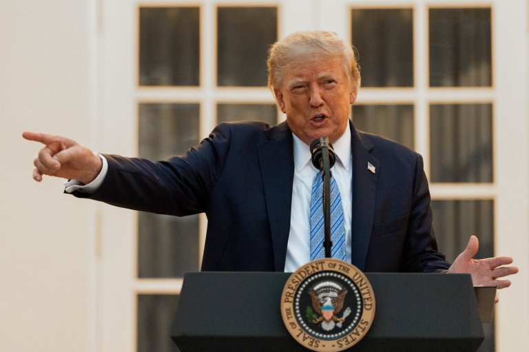 Trump says he is banning CNN, MSNOW and Politico from the White House | iNFOnews.ca