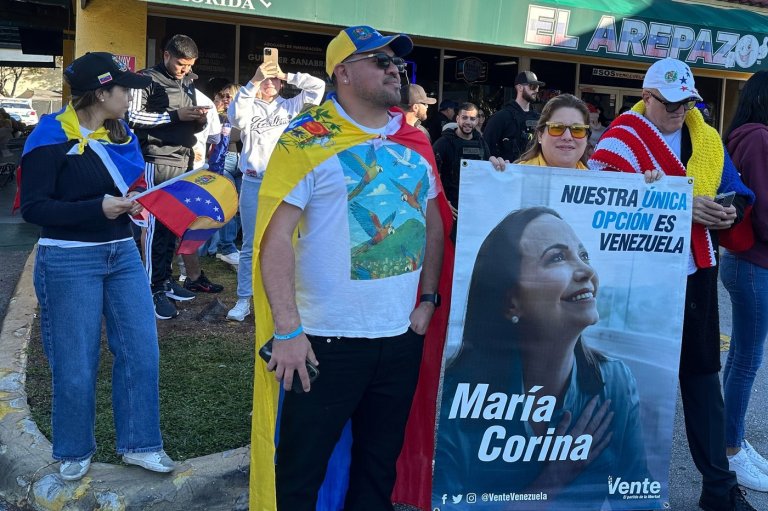 Ouster of Maduro government sparks celebrations among Venezuelans in South Florida | iNFOnews.ca