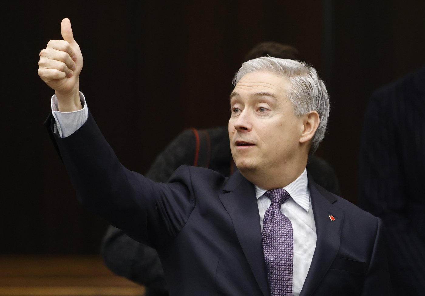 Liberals survive confidence vote on omnibus budget bill | iNFOnews.ca