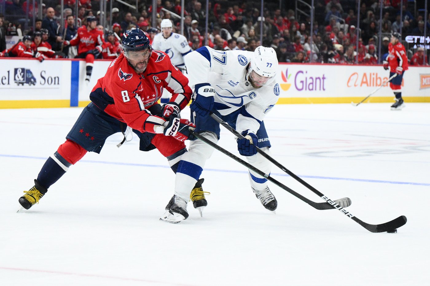 Chychrun scores in OT to lift Capitals to 3-2 victory over Lightning for third straight win | iNFOnews.ca